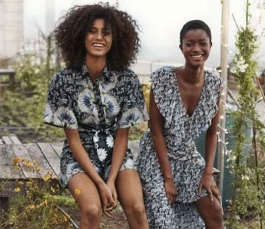 Vestiti e stivali con pelle di ananas e seta di arancio: è la nuova frontiera della moda ecosostenibile