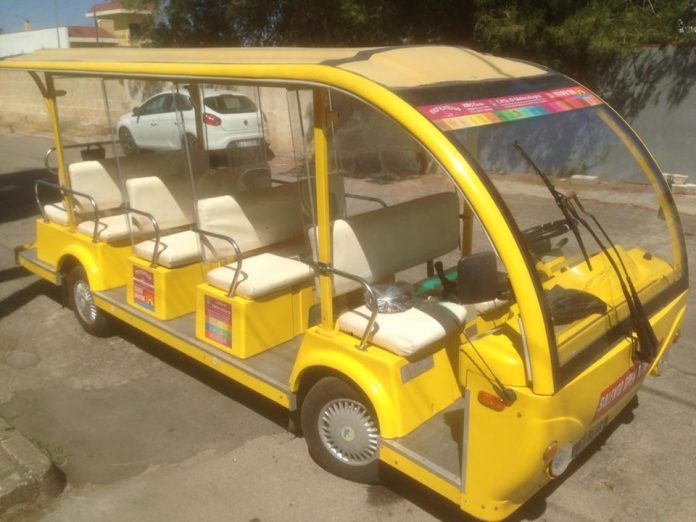 Mini bus 1