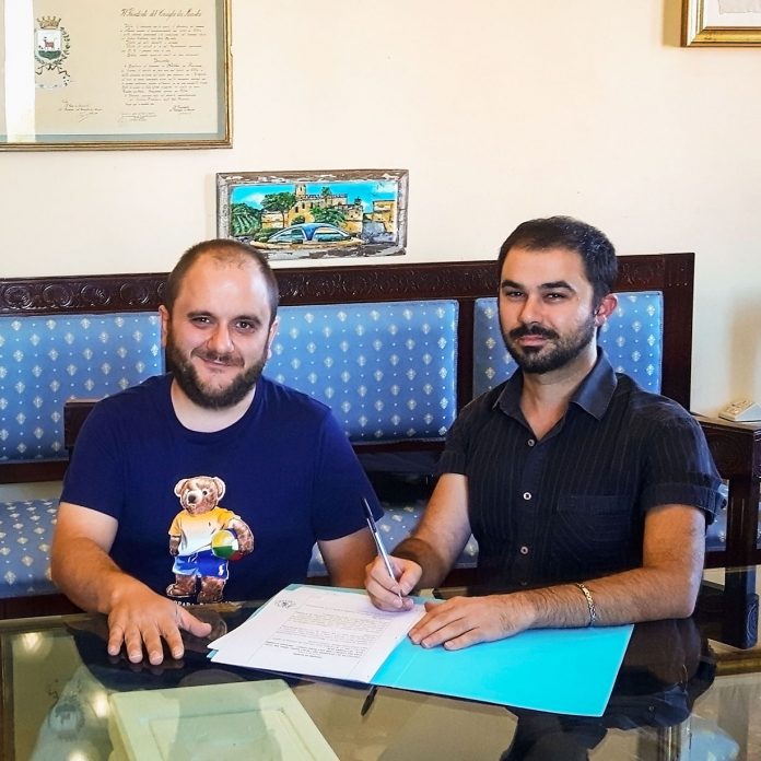 Creativitour_Antonio Santoro Pippi Mellone_firma convensione Creativitour