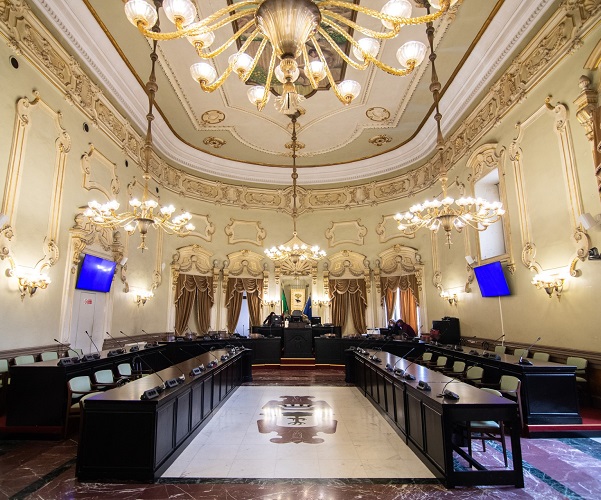 sala-consiliare-comune-di-lecce